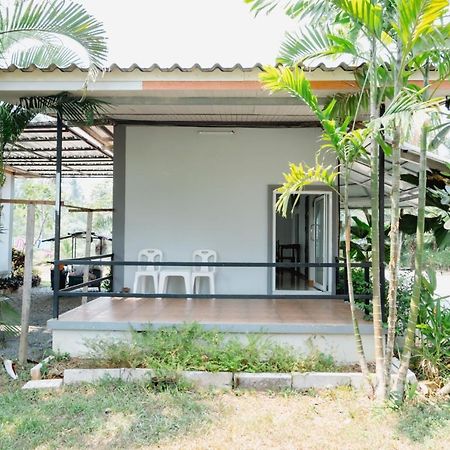 Lamphurai Riverside Resort And Spa Trat Exterior photo
