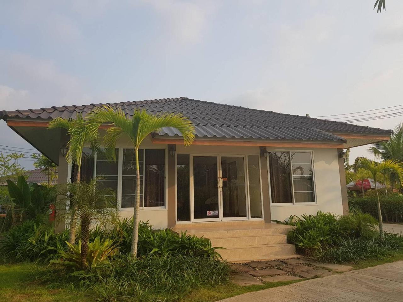 Lamphurai Riverside Resort And Spa Trat Exterior photo